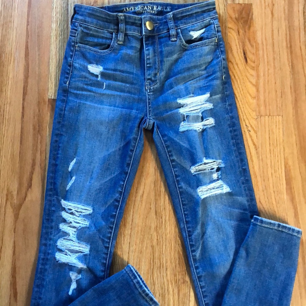 American Eagle High Rise Jeans